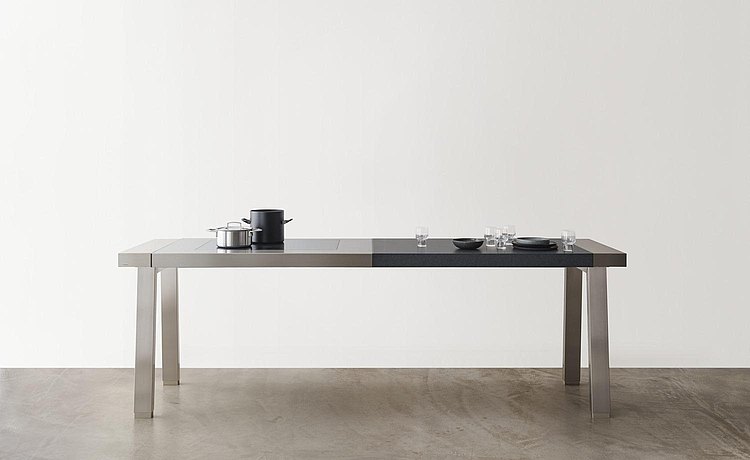 La table de travail avec l'espace cuisine et la salle à manger dans le prolongement Lien : principes de design et éléments de la table de travail b2