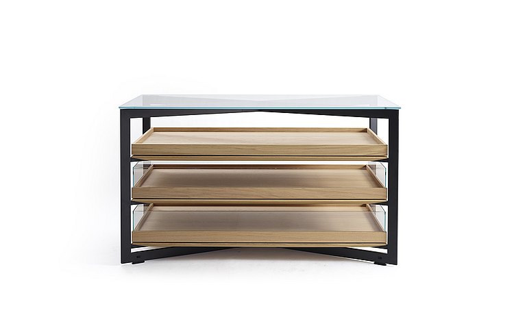b Solitaire glass, 140 cm length with three wood pull-out trays, two with glass sides: frontal view
