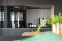 bultahup-nijmegen-niederlande-projekt-b3-edelstahl-schwarz-ofen-kaffemaschine