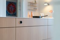 bultahup-nijmegen-niederlande-projekt-b3-kuecheninsel-holz-eiche-schubladen-herdfunktionen
