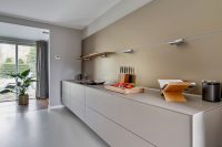 bulthaup-nijmegen-niederlande-projekt-b3-white-grau-schwebend-02