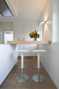 bulthaup-nijmegen-niederlande-projekt-b3-white-thekenpalatte-01