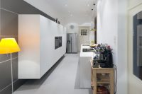 bulthaup-zeist-niederlande-projekt-b3-white-kuechenschrank-schwebend