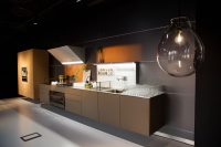 bulthaup-bratislava-slowakei-showroom-b3-aluminium-02