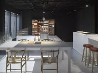 bulthaup-bratislava-slowakei-showroom-bsolitaire-tisch