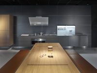 bulthaup-bratislava-slowakei-showroom-bsolitaire-tisch-eiche-01
