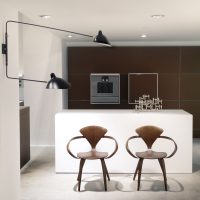 bulthaup-zagreb-kroatien-showroom-b3-kuecheninsel-white-b3-kuechenschrank-schwarz