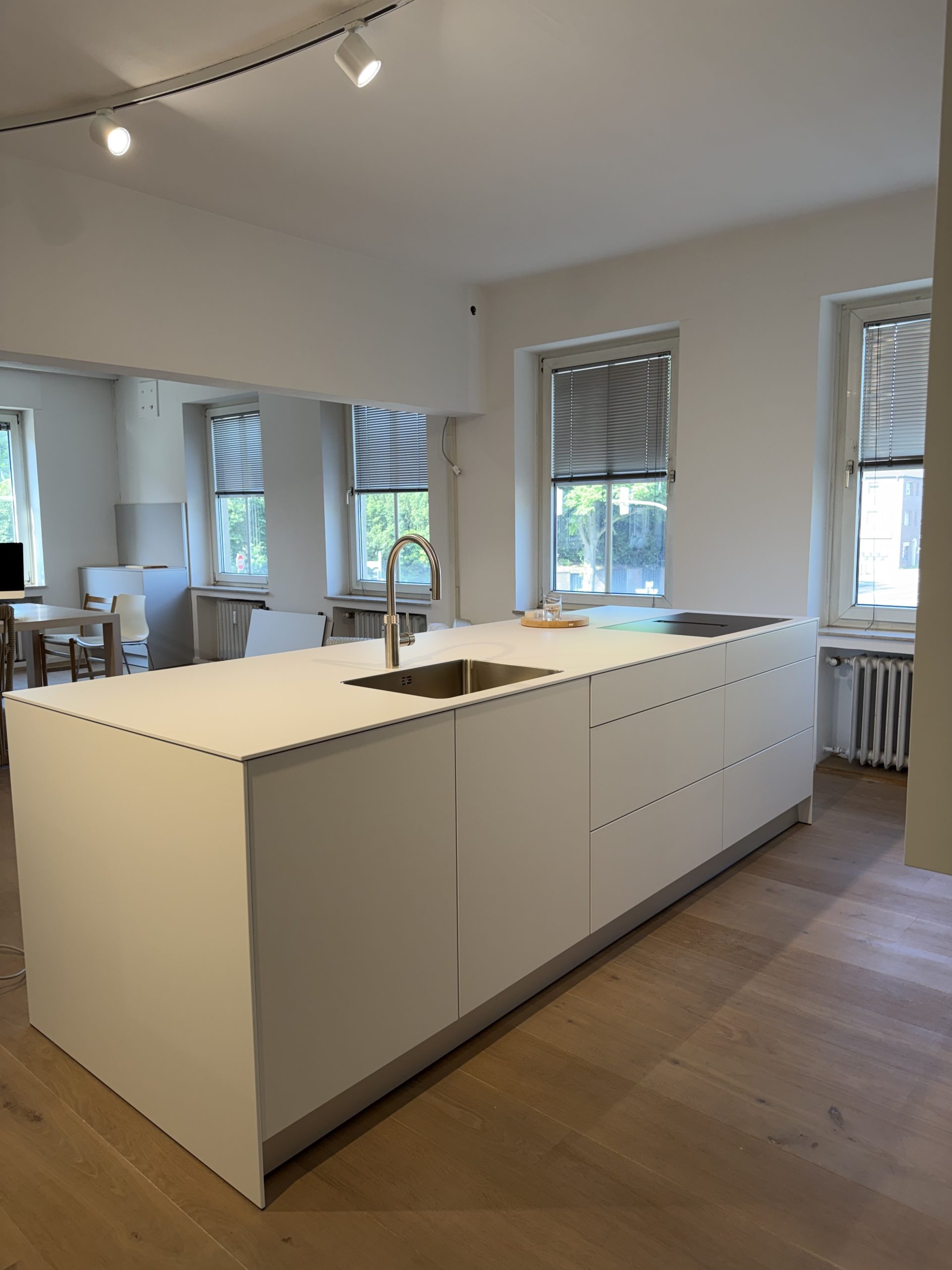 bulthaup-am-ring-abverkauf-b3-alpinweiss (3)